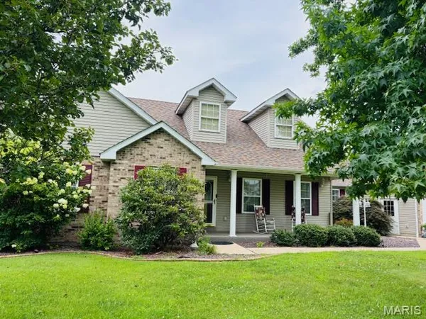 $469,500 | 222 Valley View Drive, Cuba, MO 65453