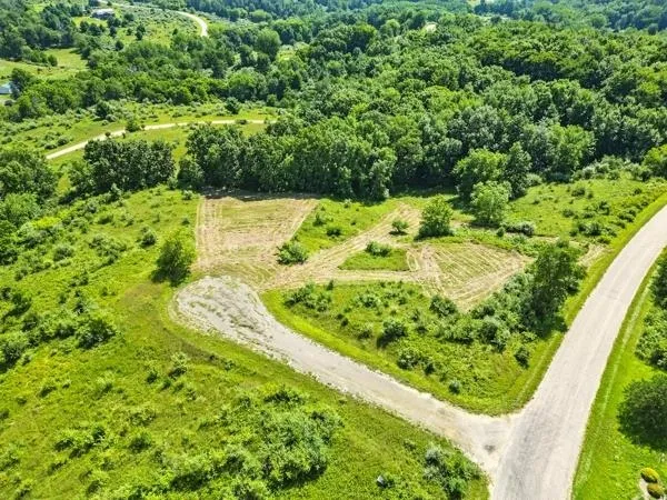 $650,000 | 352 Toboggan Court, La Valle, WI 53941