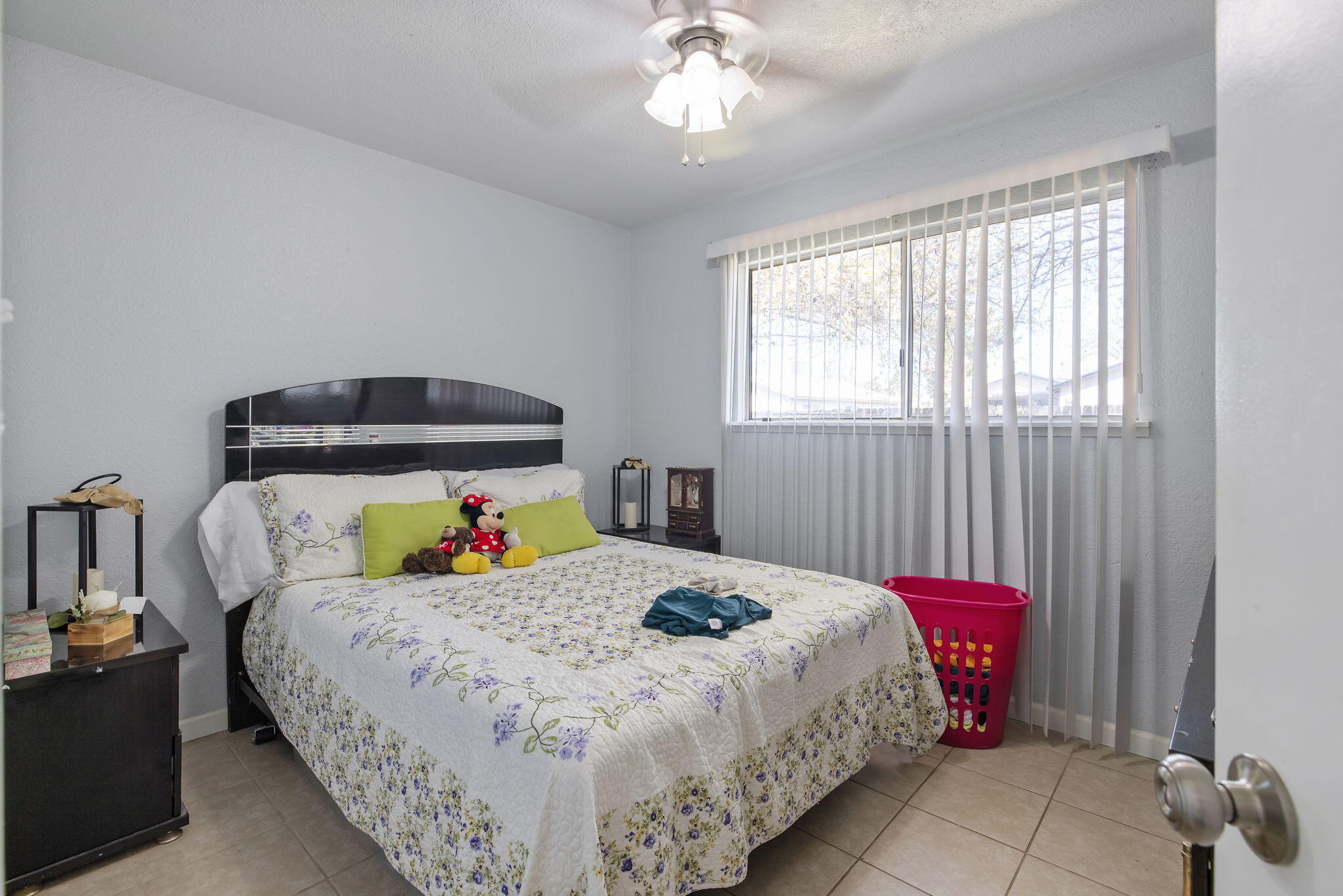 605 Stanley Street Exeter, CA 93221 - Photo 14 of 23 19-web-or-mls-713A7491