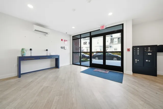 $728,000 | 50 North Payne Street, Unit 1, Quincy, MA 02169