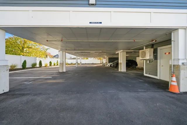 $728,000 | 50 North Payne Street, Unit 1, Quincy, MA 02169