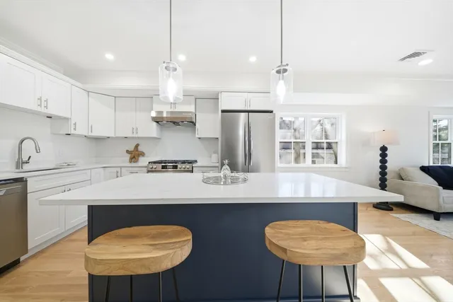 $728,000 | 50 North Payne Street, Unit 1, Quincy, MA 02169