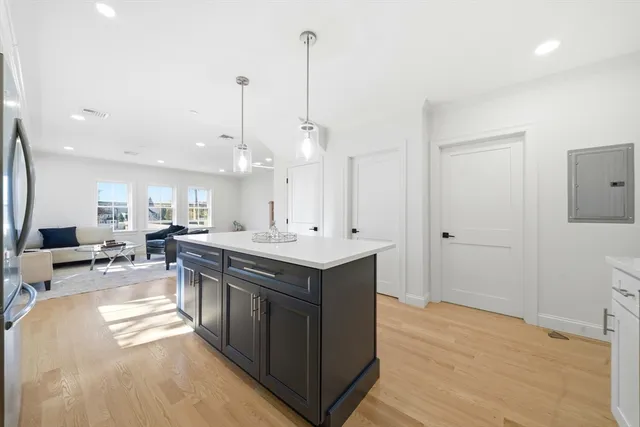 $728,000 | 50 North Payne Street, Unit 1, Quincy, MA 02169