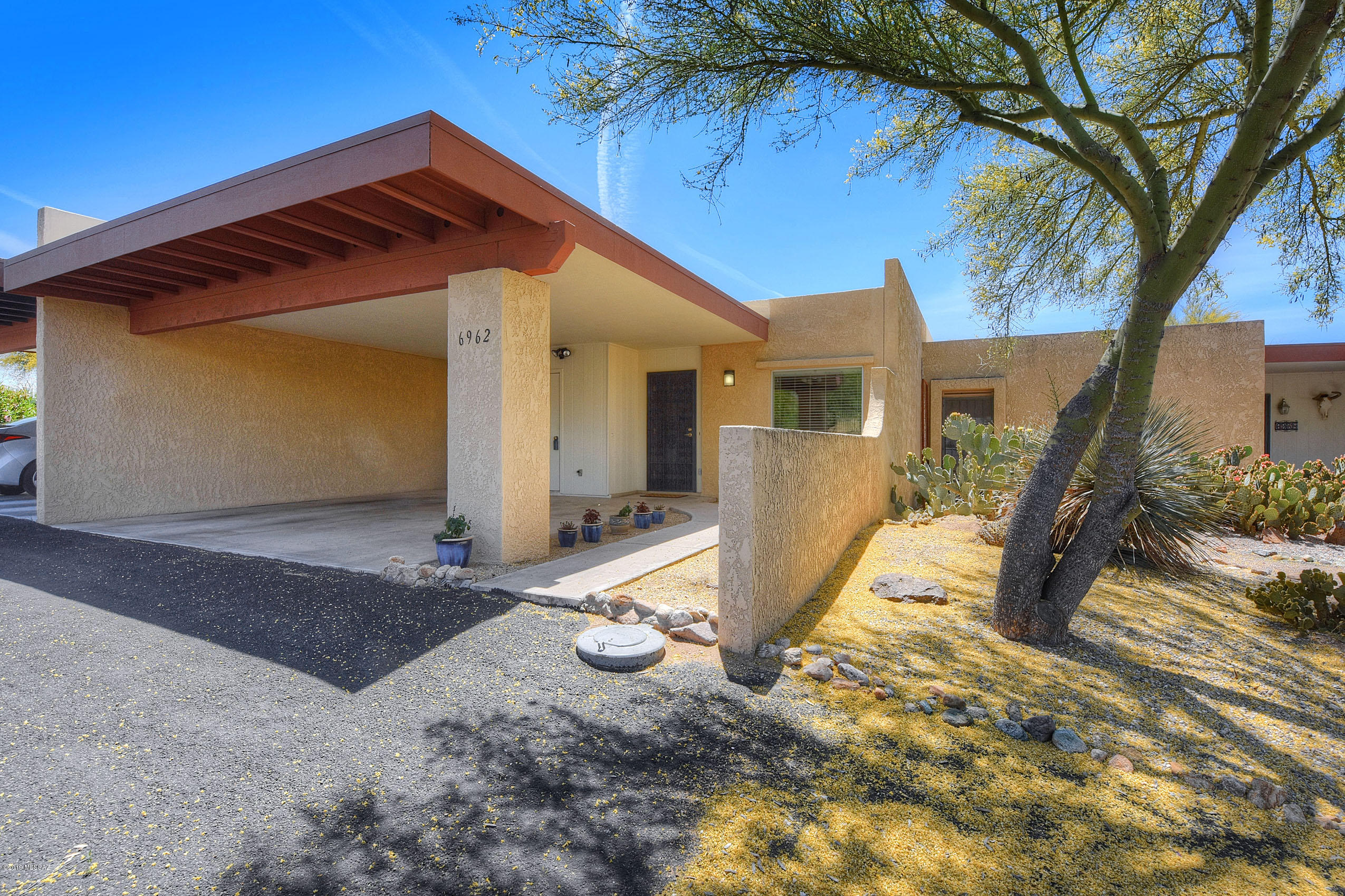 6962 East Rivercrest Road Tucson, AZ 85750 - Photo 1 of 24 Gallery Image 1
