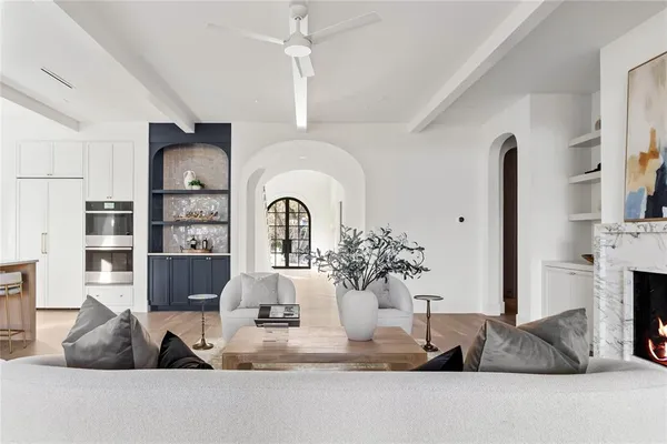 $2,095,000 | 9826 Mixon Drive, Dallas, TX 75220