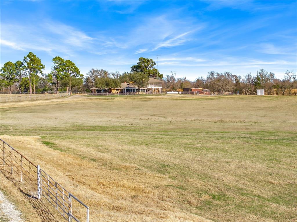 1700 Fm 1995 Van, TX 75790 - Photo 39 of 40 a view of an ocean and city