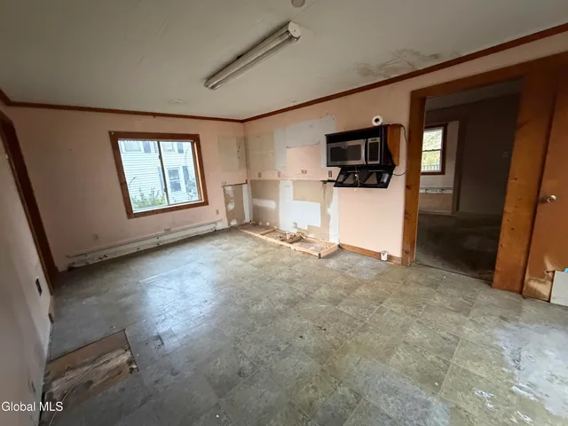 $129,900 | 5 Elizabeth Street, Port Henry, NY 12974