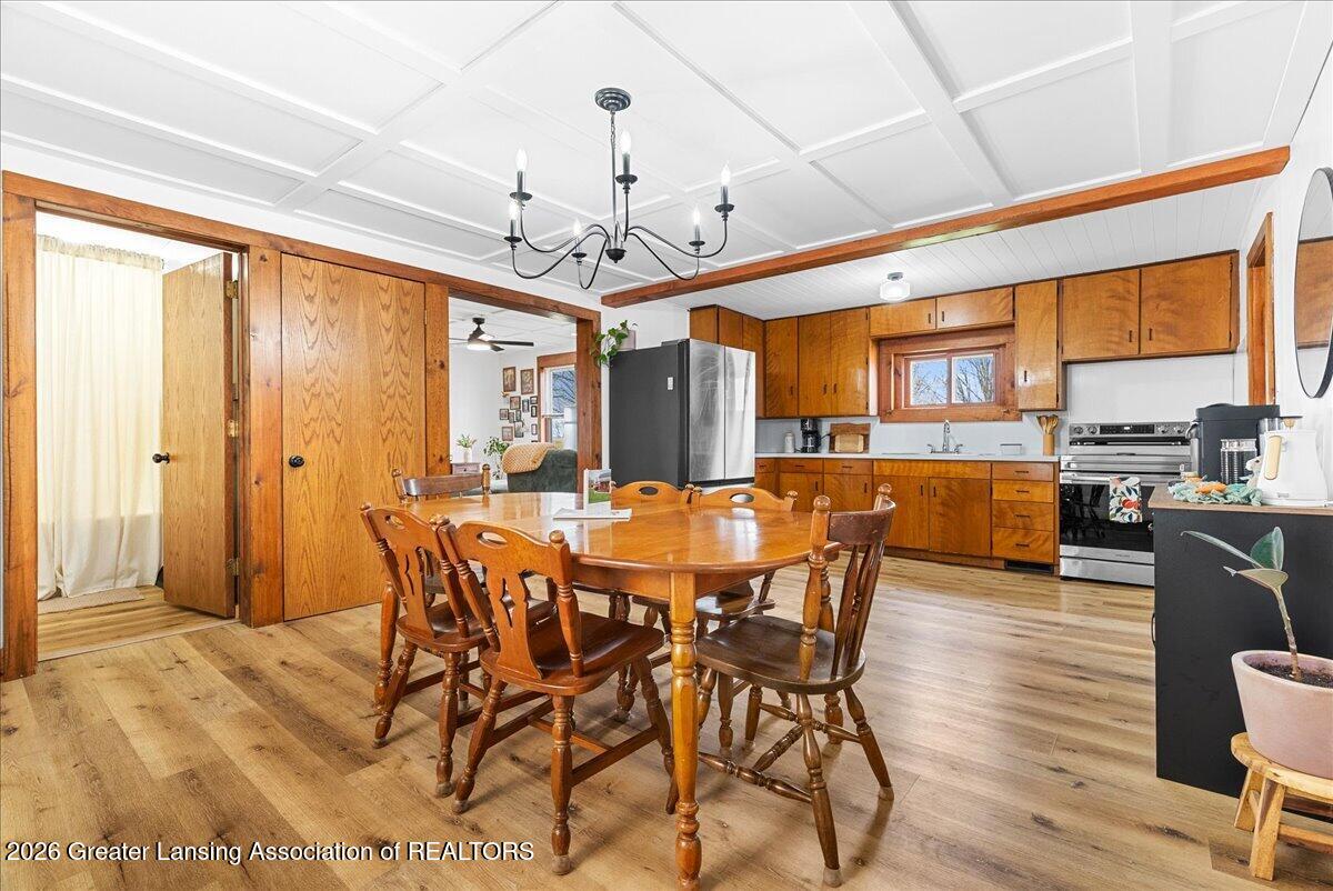 2304 North Chester Road Charlotte, MI 48813 - Photo 10 of 46 22-Media Jett - 20
