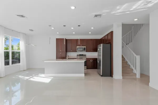 $3,499 | 4352 Veleiros Avenue, Lighthouse Point, FL 33064