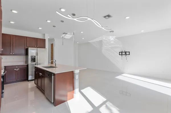 $3,499 | 4352 Veleiros Avenue, Lighthouse Point, FL 33064