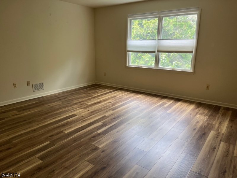 1935 Union Valley Road West Milford, NJ 07421 - Photo 6 of 20