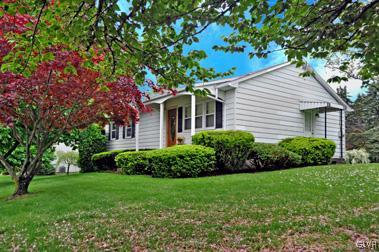 236 Young Road Nazareth, PA 18064 - Photo 2 of 6 Gallery Image 2