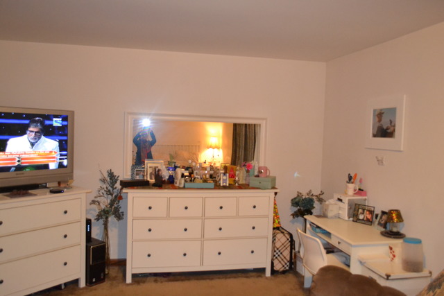 1S205 Valley Road Lombard, IL 60148 - Photo 14 of 21 a room with a bed and a dresser in it