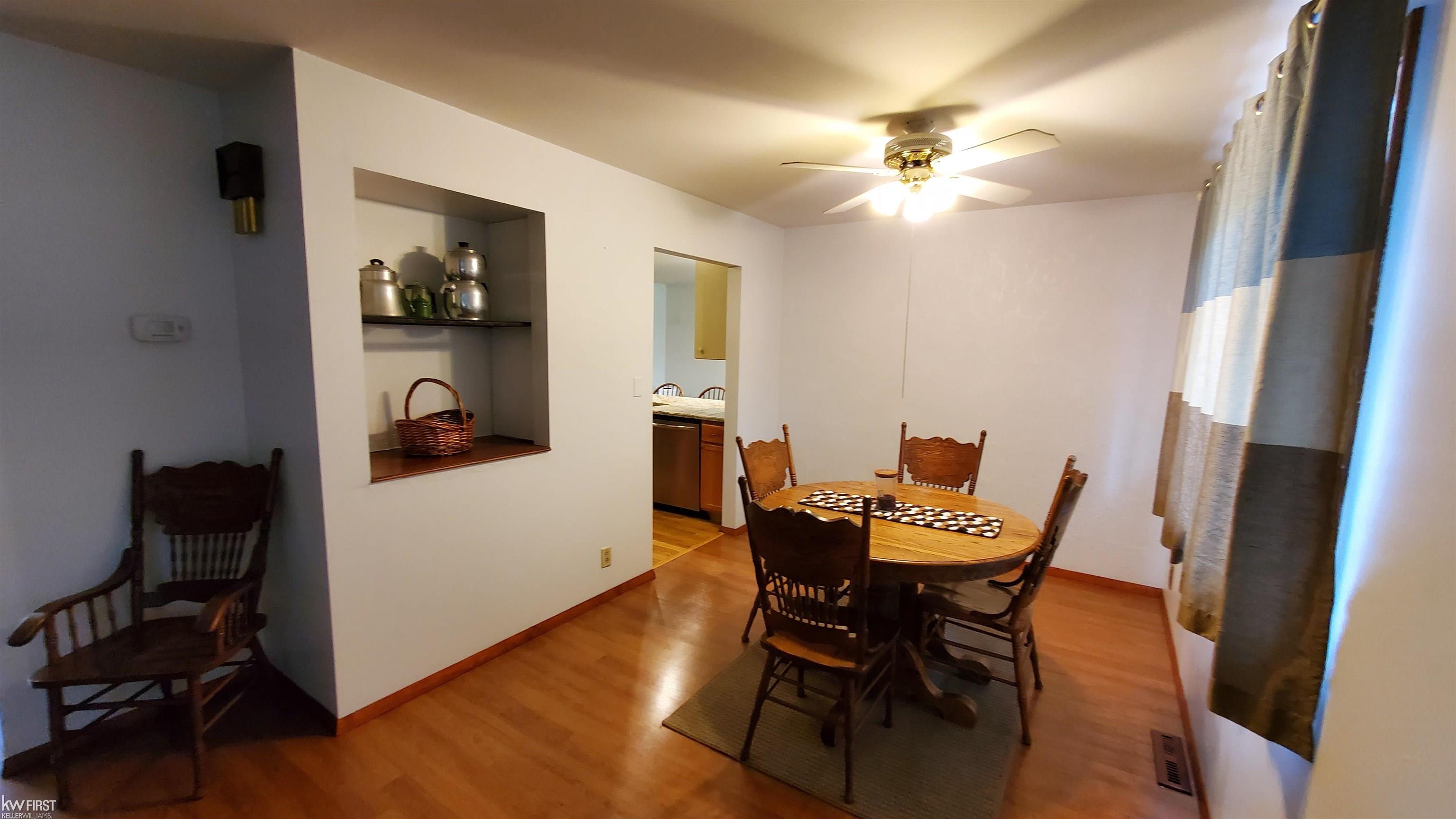 4284 Atlas Road Davison, MI 48423 - Photo 5 of 41