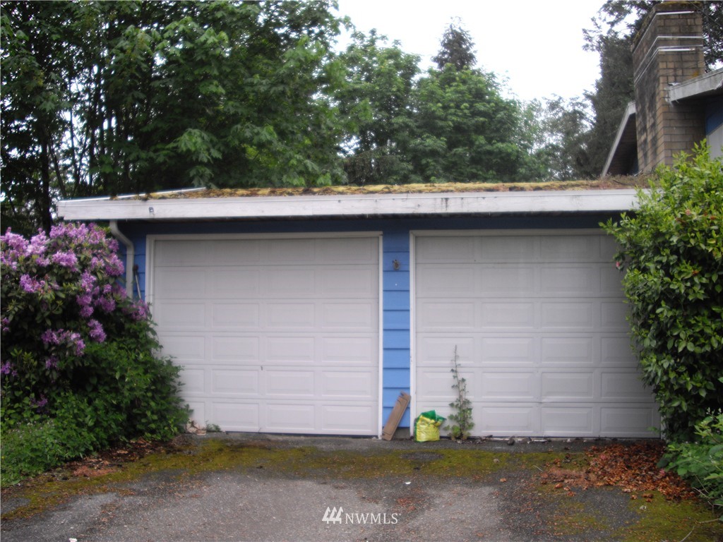 13510 178th Avenue Southeast Renton, WA 98059 - Photo 2 of 8 Gallery Image 2