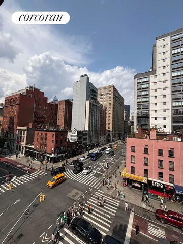 $990,000 | 170 West 23rd Street, Unit 5N | Chelsea