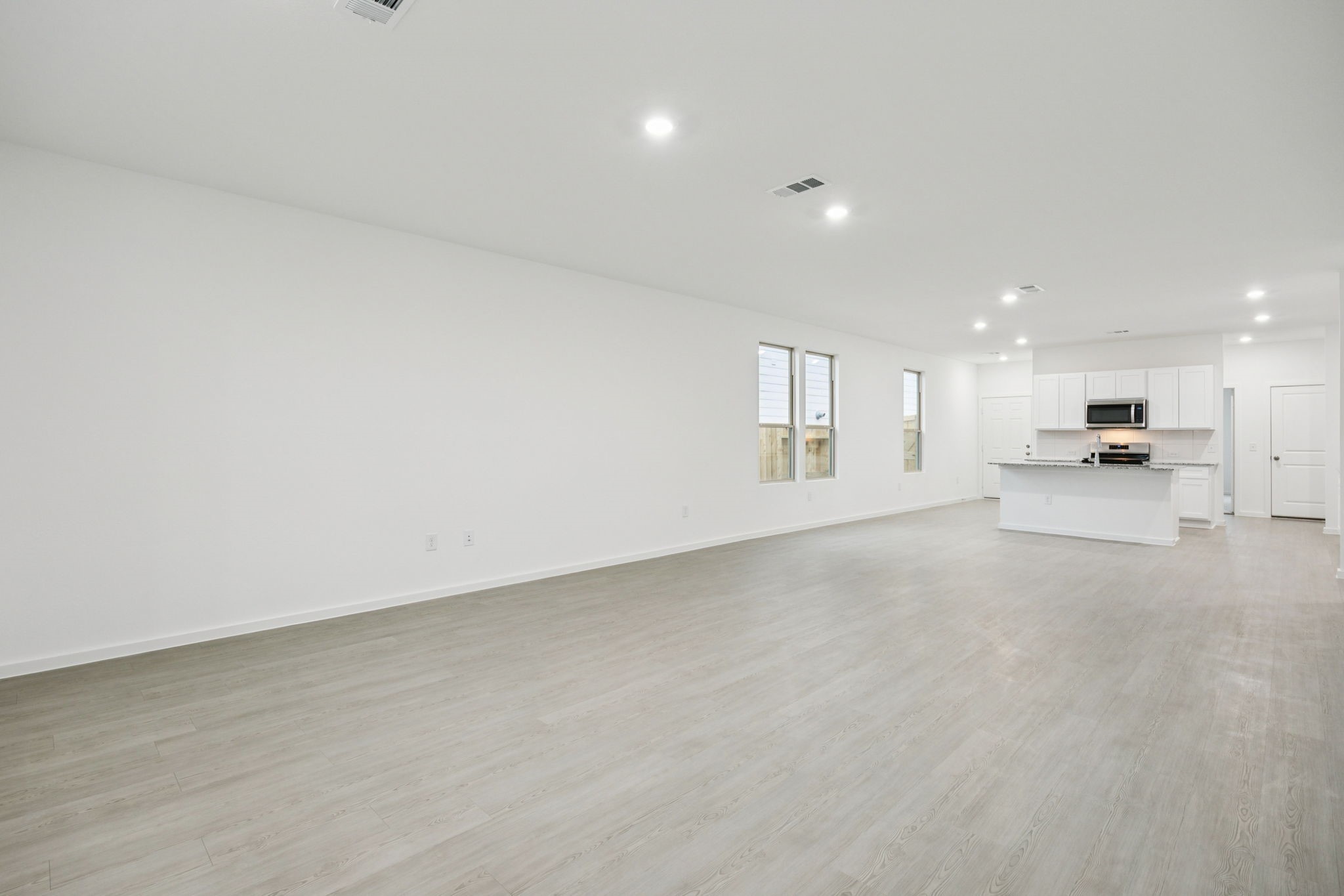 418 Point Nemo Street Crosby, TX 77532 - Photo 8 of 45