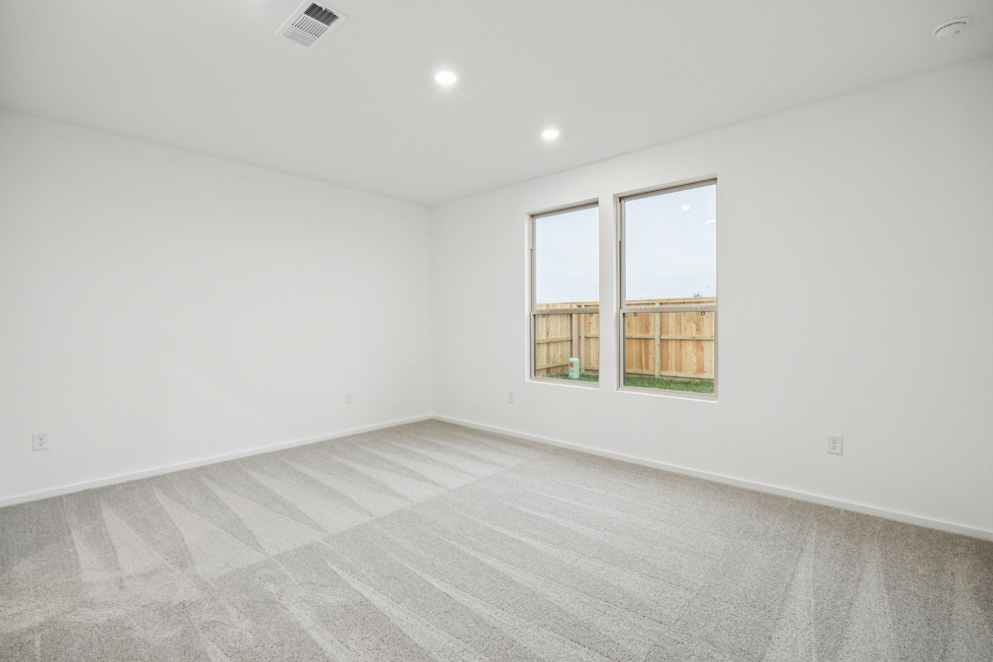 418 Point Nemo Street Crosby, TX 77532 - Photo 9 of 45