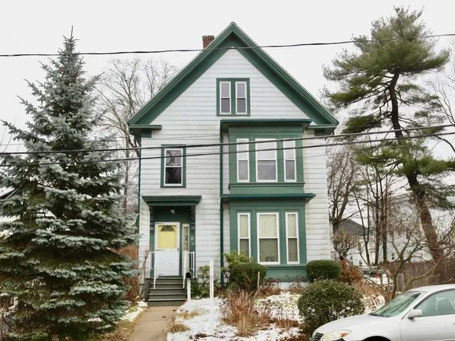 $690,000 | 17 Snell Street, Brockton, MA 02301