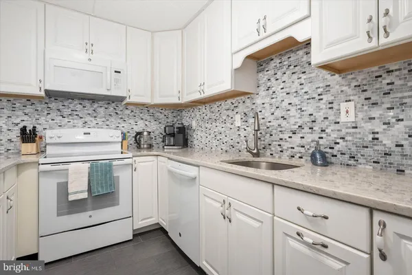 $459,000 | 10300 Coastal Highway, Unit 703, Ocean City, MD 21842