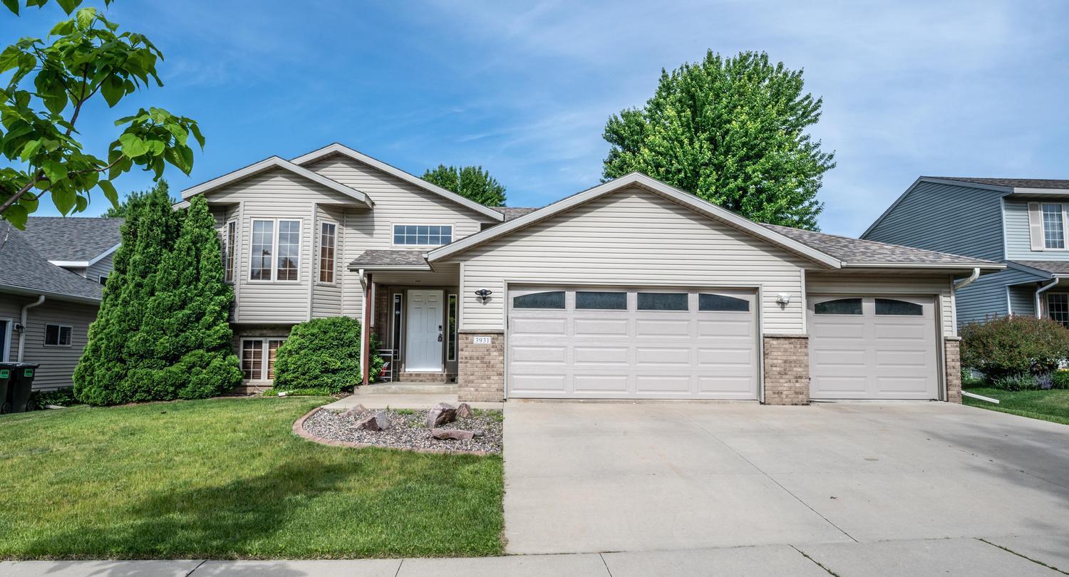 3931 Birmingham Lane Northwest Rochester, MN 55901 - Photo 33 of 36
