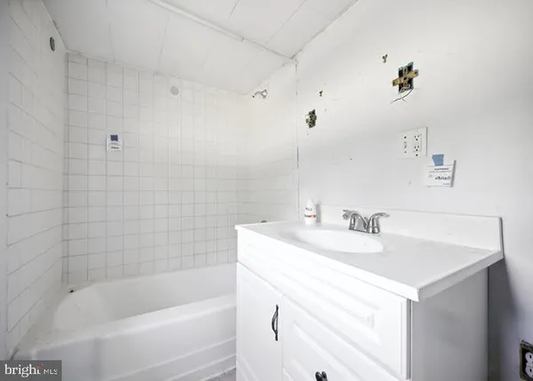 $199,000 | 423 Binker Avenue, Berlin, NJ 08009