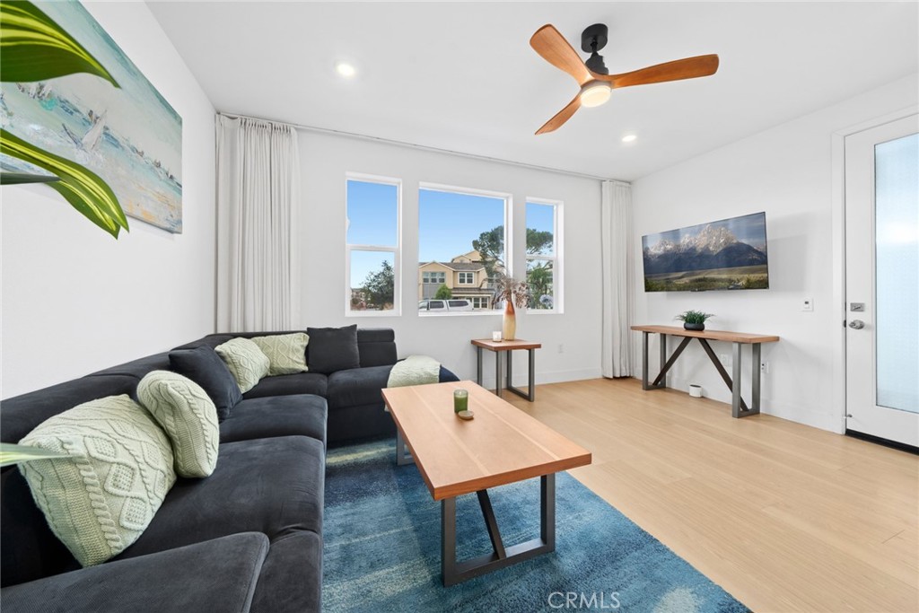 427 Flycatcher Irvine, CA 92618 - Photo 29 of 47 NextGen Suite Living Roo