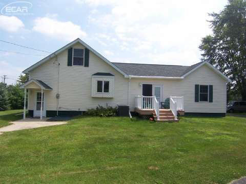 12525 Field Road Clio, MI 48420 - Photo 28 of 36 20445060-27.JPG