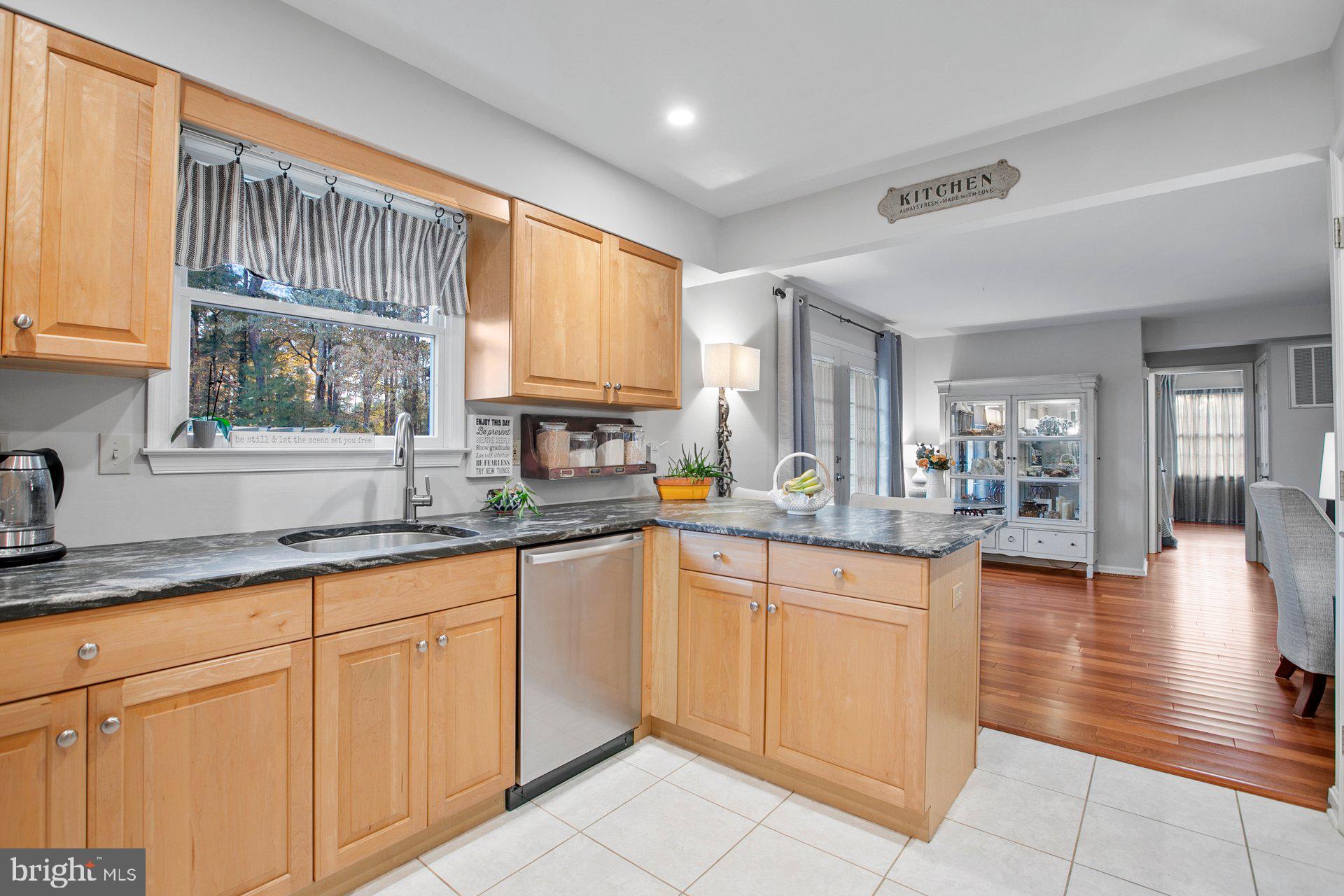525 Rolling Hills Road Solomons, MD 20629 - Photo 10 of 31