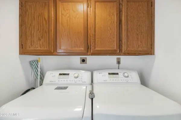 $629,000 | 4005 East Round Hill Drive, Phoenix, AZ 85028