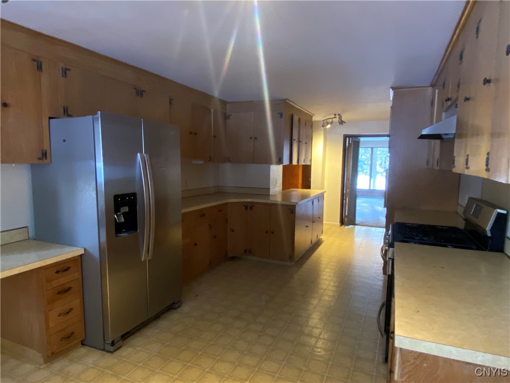 453 Main Street Oneida, NY 13421 - Photo 11 of 28