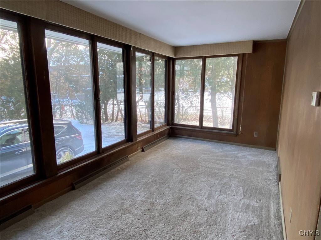 453 Main Street Oneida, NY 13421 - Photo 15 of 28