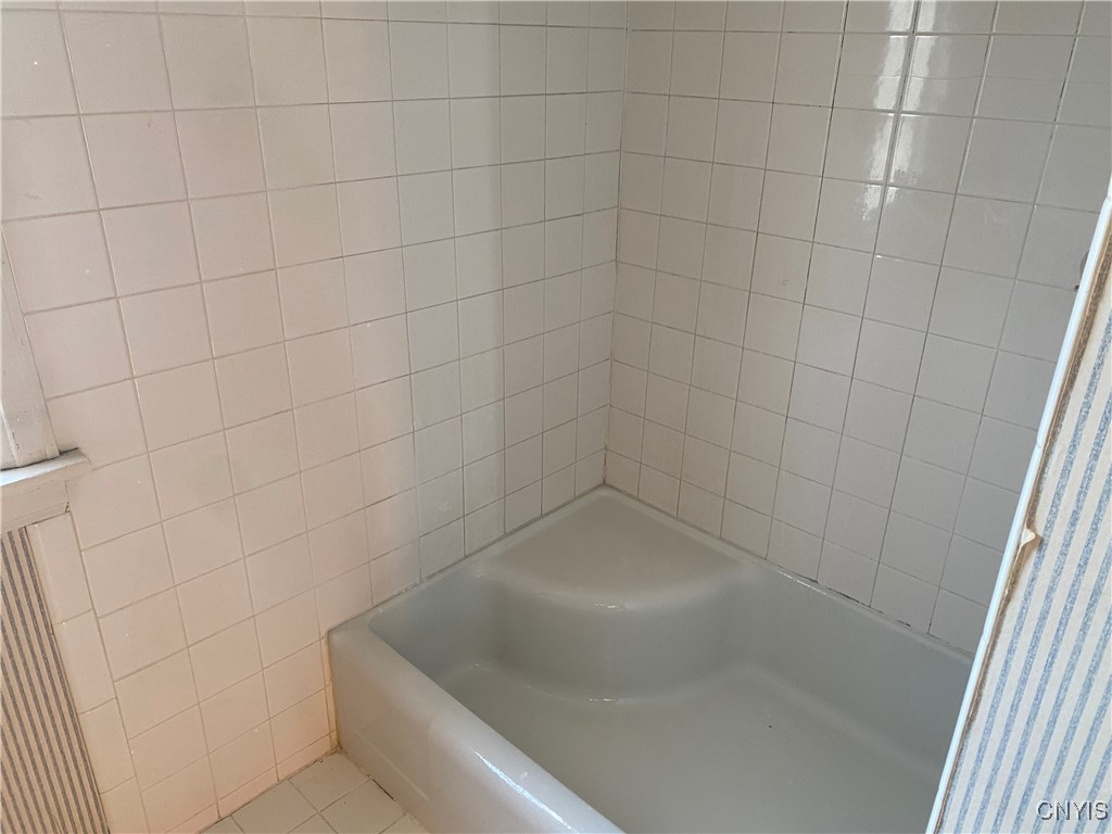 453 Main Street Oneida, NY 13421 - Photo 27 of 28