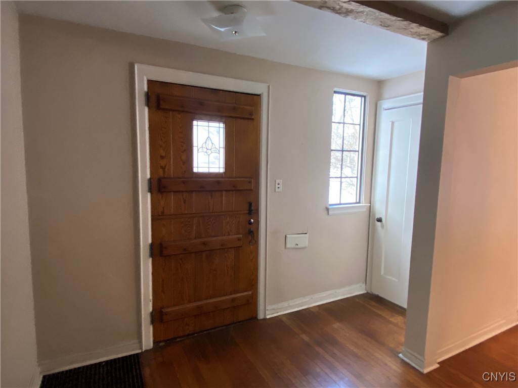 453 Main Street Oneida, NY 13421 - Photo 4 of 28