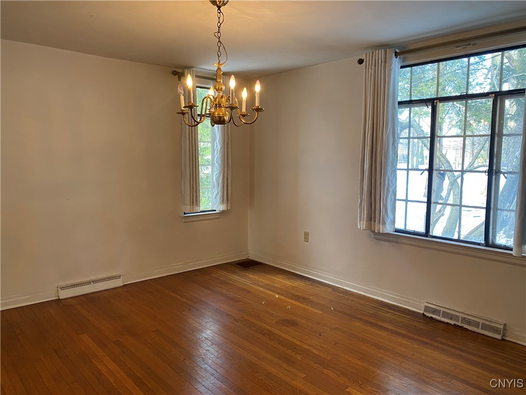 453 Main Street Oneida, NY 13421 - Photo 8 of 28