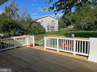 806 West Poplar Road Sterling, VA 20164 - Photo 29 of 33 Gallery Image 29