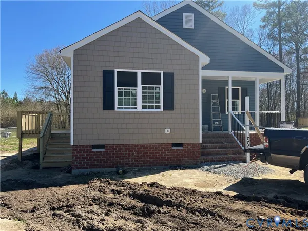 $289,900 | 114 Elm Street, Waverly, VA 23890