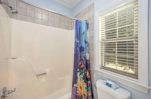 $355,000 | 5 Brentmeade Drive, Jackson, TN 38305