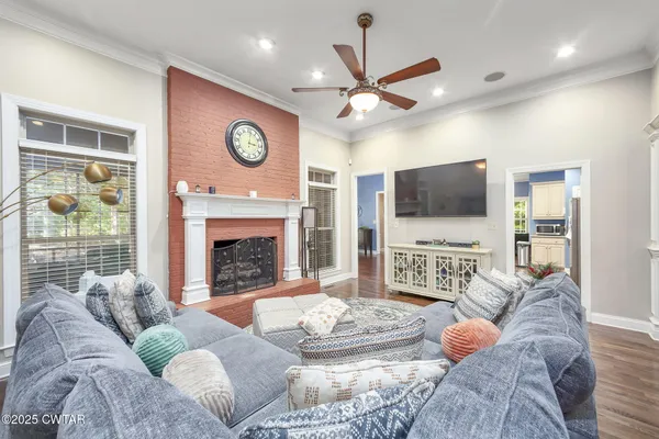 $355,000 | 5 Brentmeade Drive, Jackson, TN 38305