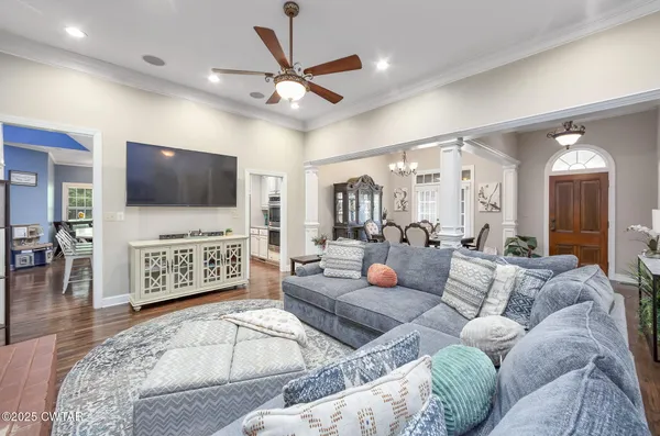 $355,000 | 5 Brentmeade Drive, Jackson, TN 38305