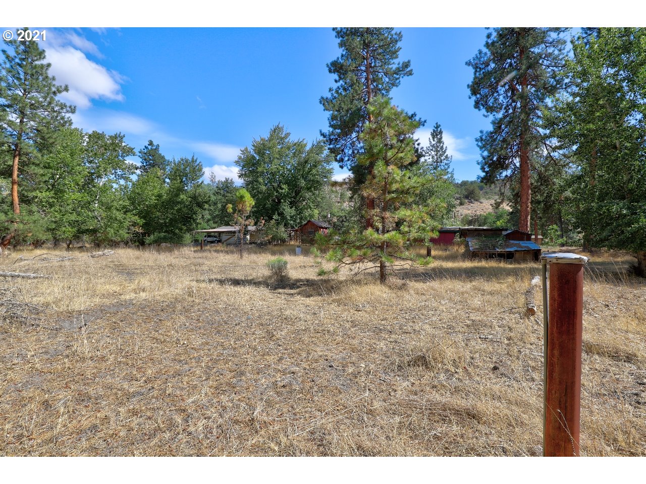 83153 Tygh Valley Road Tygh Valley, OR 97063 - Photo 13 of 32 Gallery Image 13