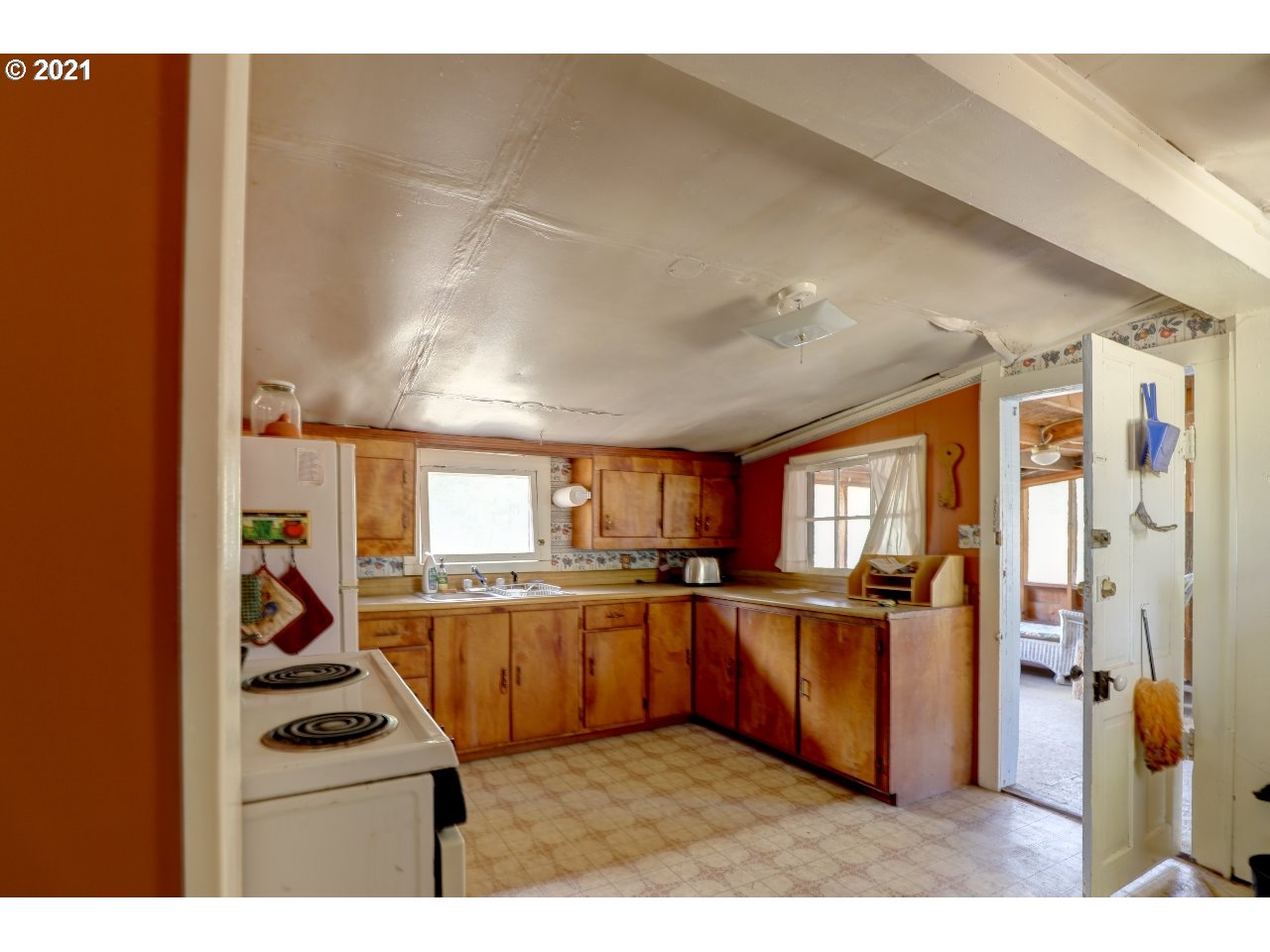 83153 Tygh Valley Road Tygh Valley, OR 97063 - Photo 20 of 32 Gallery Image 20
