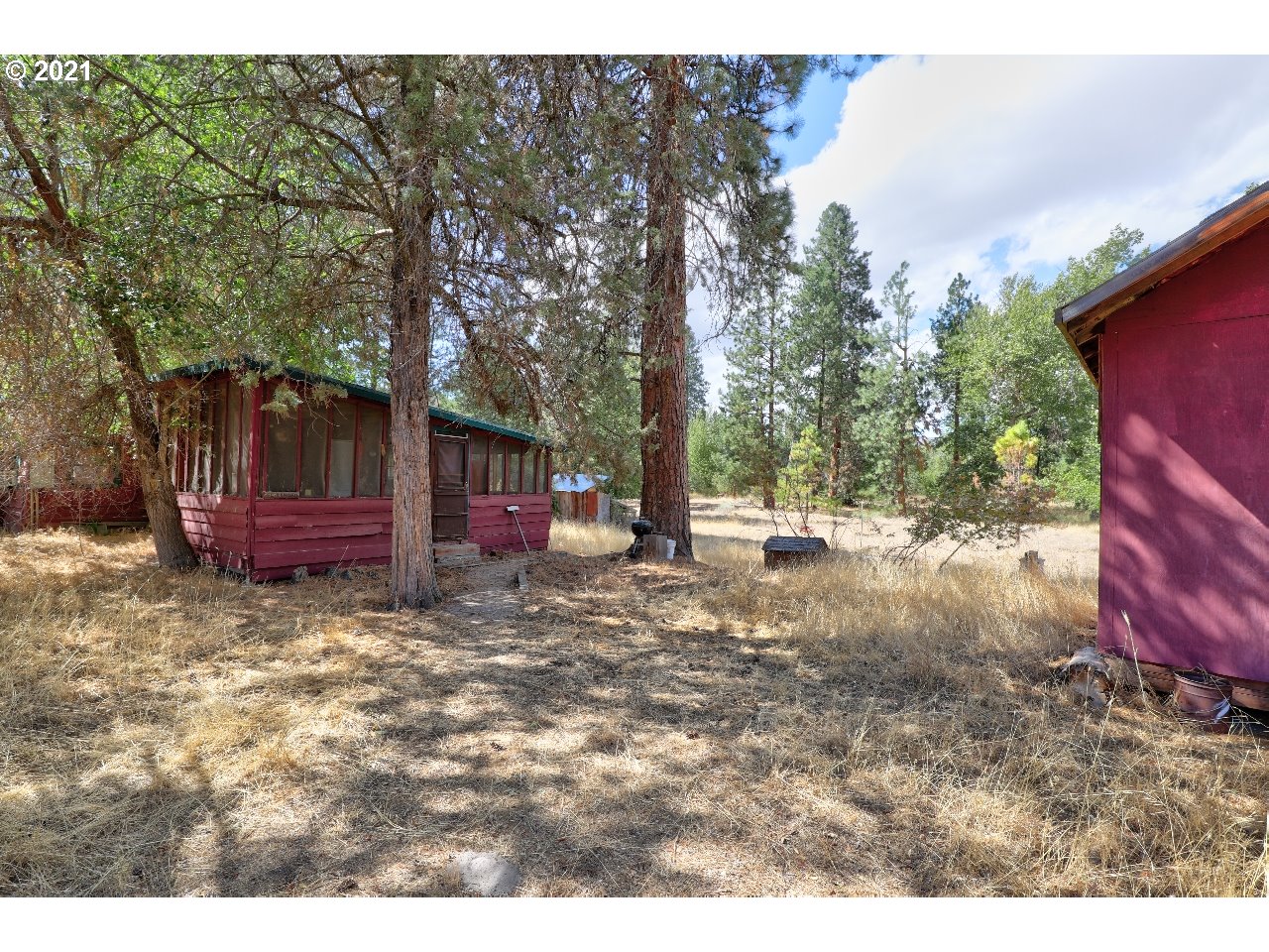 83153 Tygh Valley Road Tygh Valley, OR 97063 - Photo 3 of 32 Gallery Image 3