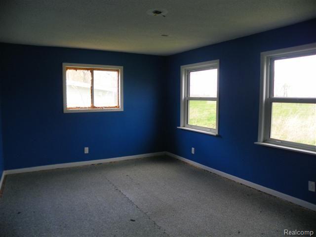 8136 Corunna Road Flint, MI 48532 - Photo 6 of 10 102_0166 (Small)