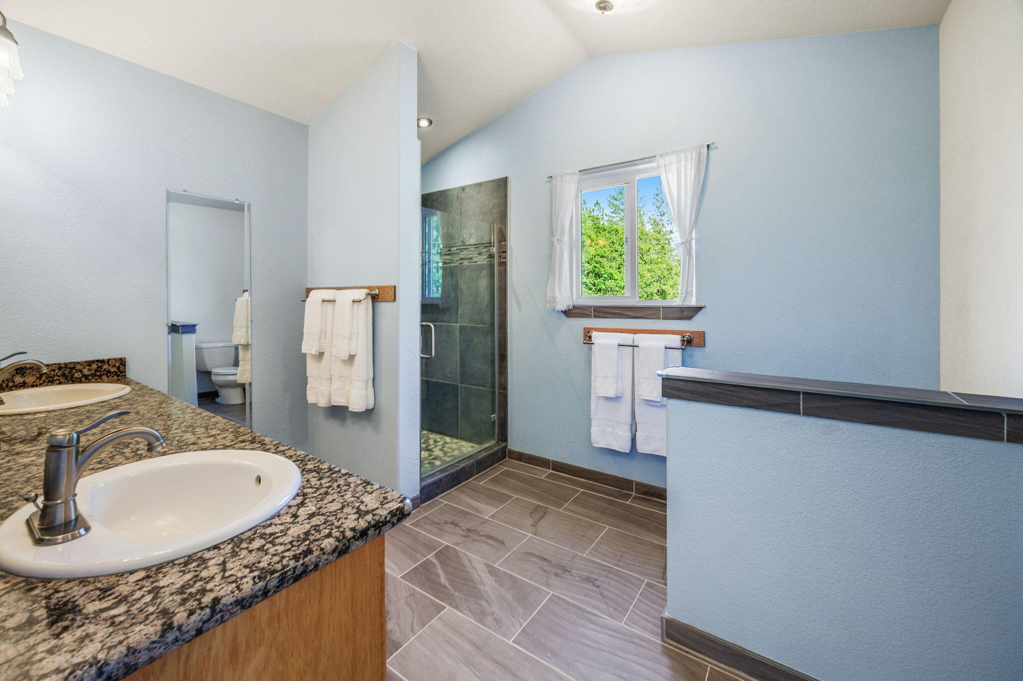 16445 Meadows Road White City, OR 97503 - Photo 18 of 42 ApxMR (7C)