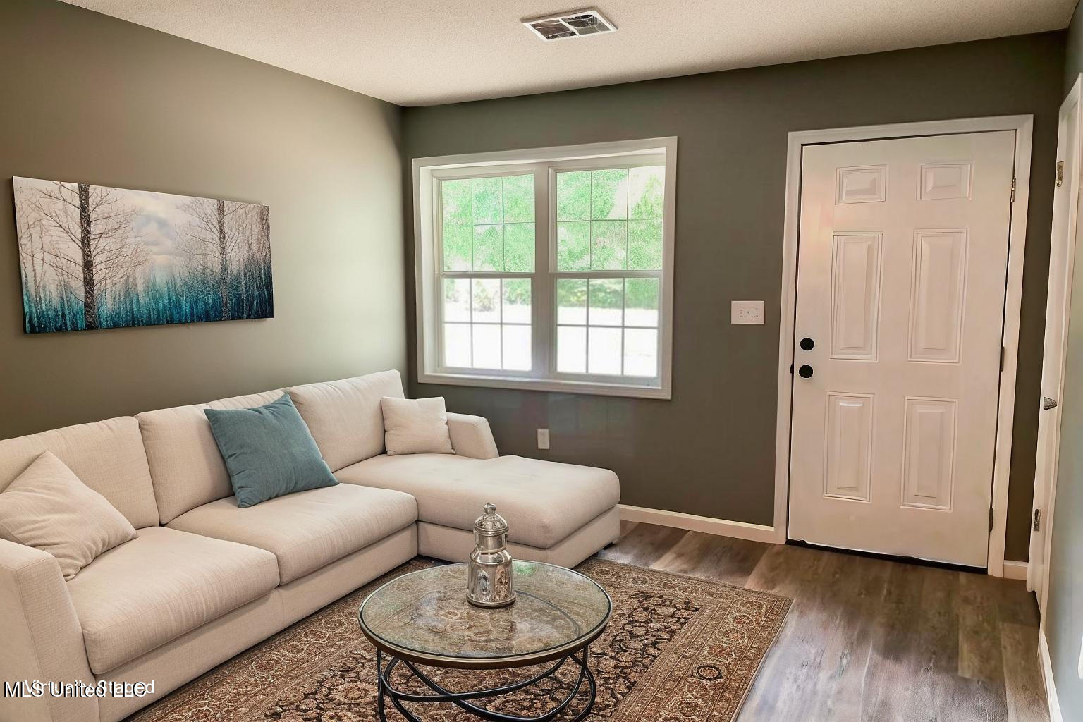112 County Road 662 Quitman, MS 39355 - Photo 5 of 23 IMG_7311 - Living Room - Standard - 167