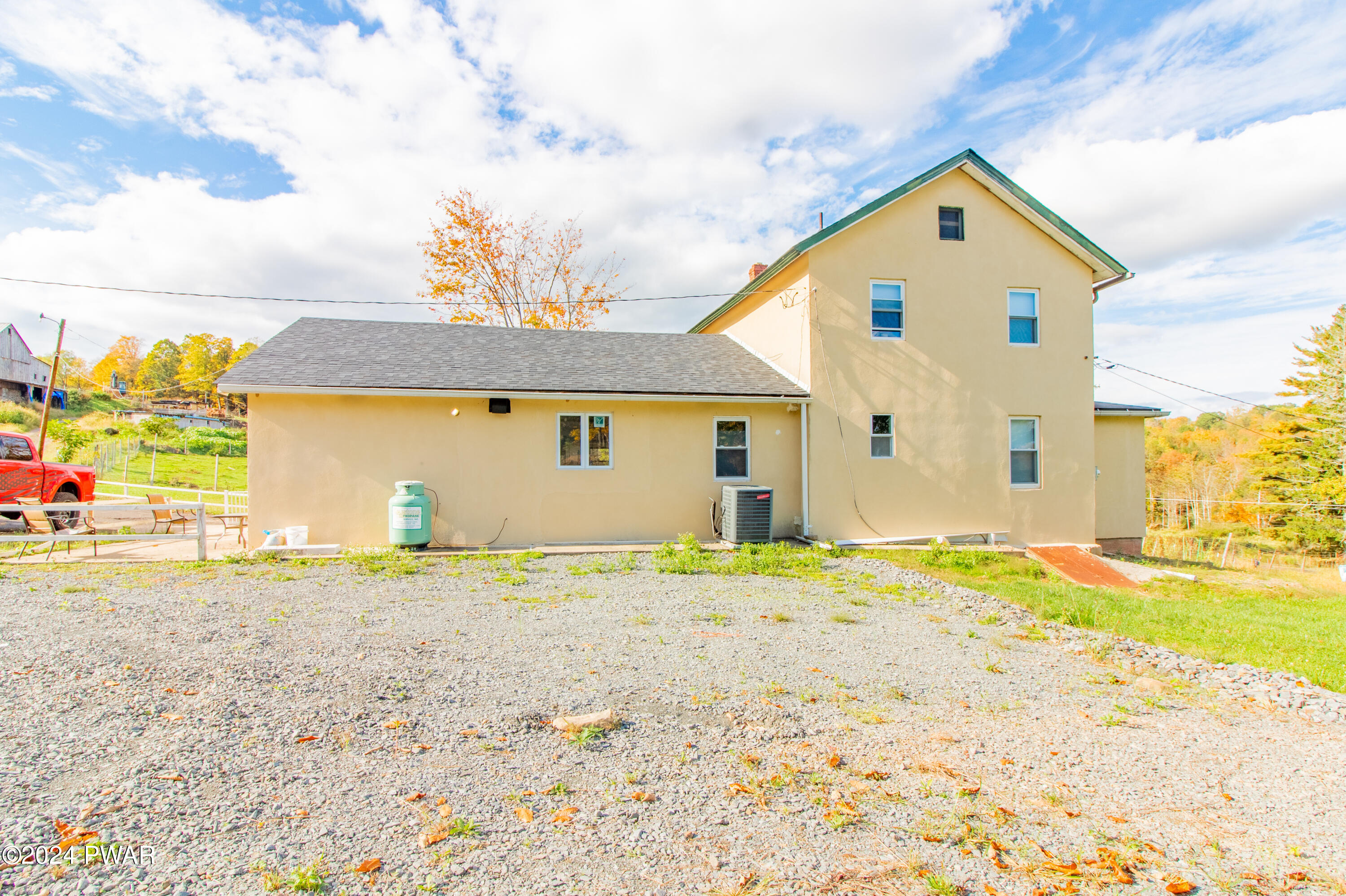 69 East Sterling Road Newfoundland, PA 18445 - Photo 33 of 57