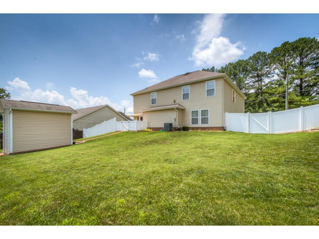 1725 Cooks Valley Road Kingsport, TN 37664 - Photo 35 of 35 Photo 36