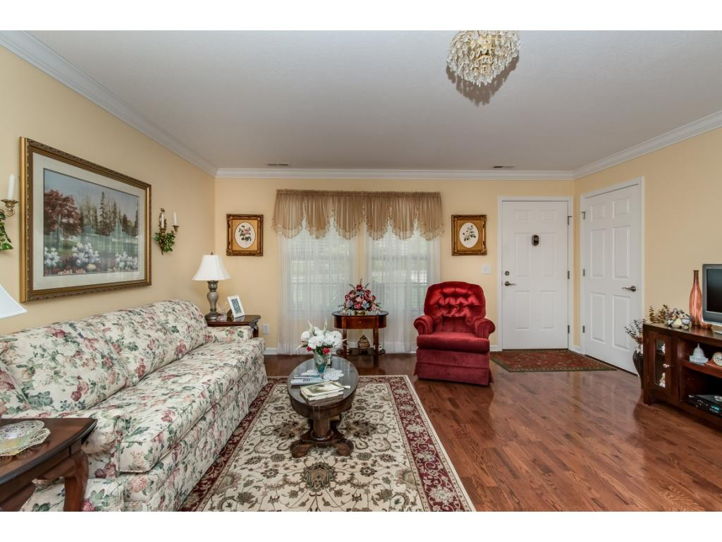 1725 Cooks Valley Road Kingsport, TN 37664 - Photo 6 of 35 Photo 6