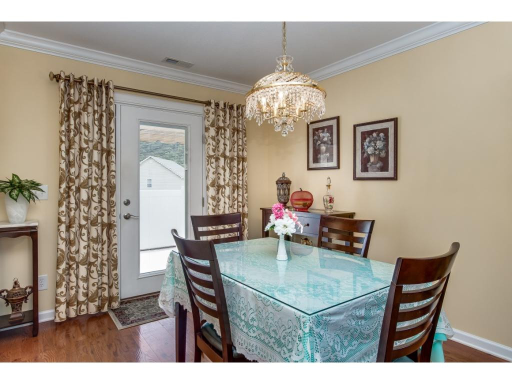 1725 Cooks Valley Road Kingsport, TN 37664 - Photo 10 of 35 Photo 10